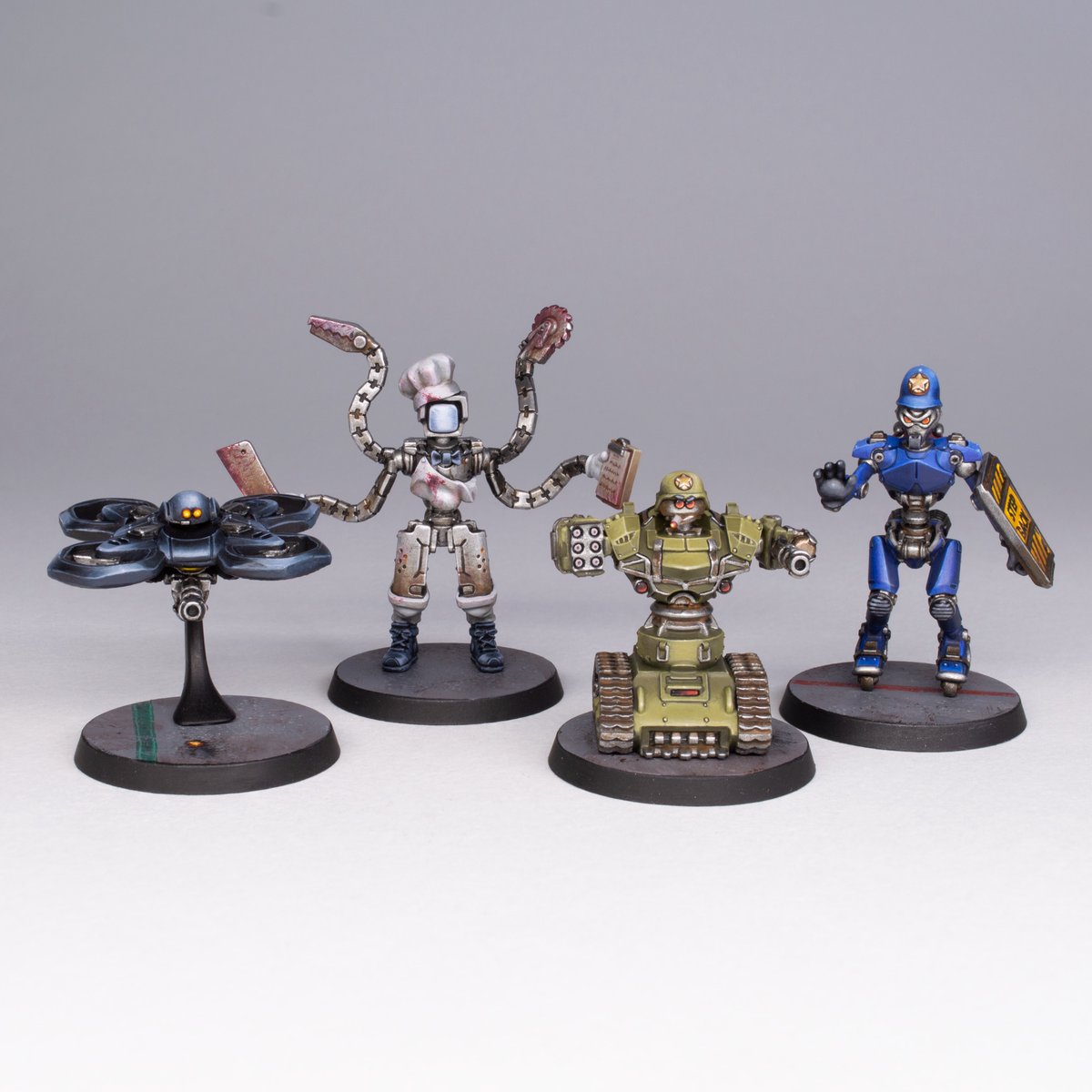 amysnuggs7's tweet image. These are the Utility Bots for Paranoia I painted for @modiphius 
They were my favourite to paint for the line, I loved the characterful sculpts, I particularly love the robot chef ‘Butcher’, and had a lot of fun painting the blood effects! 

#paranoiarpg #modiphius