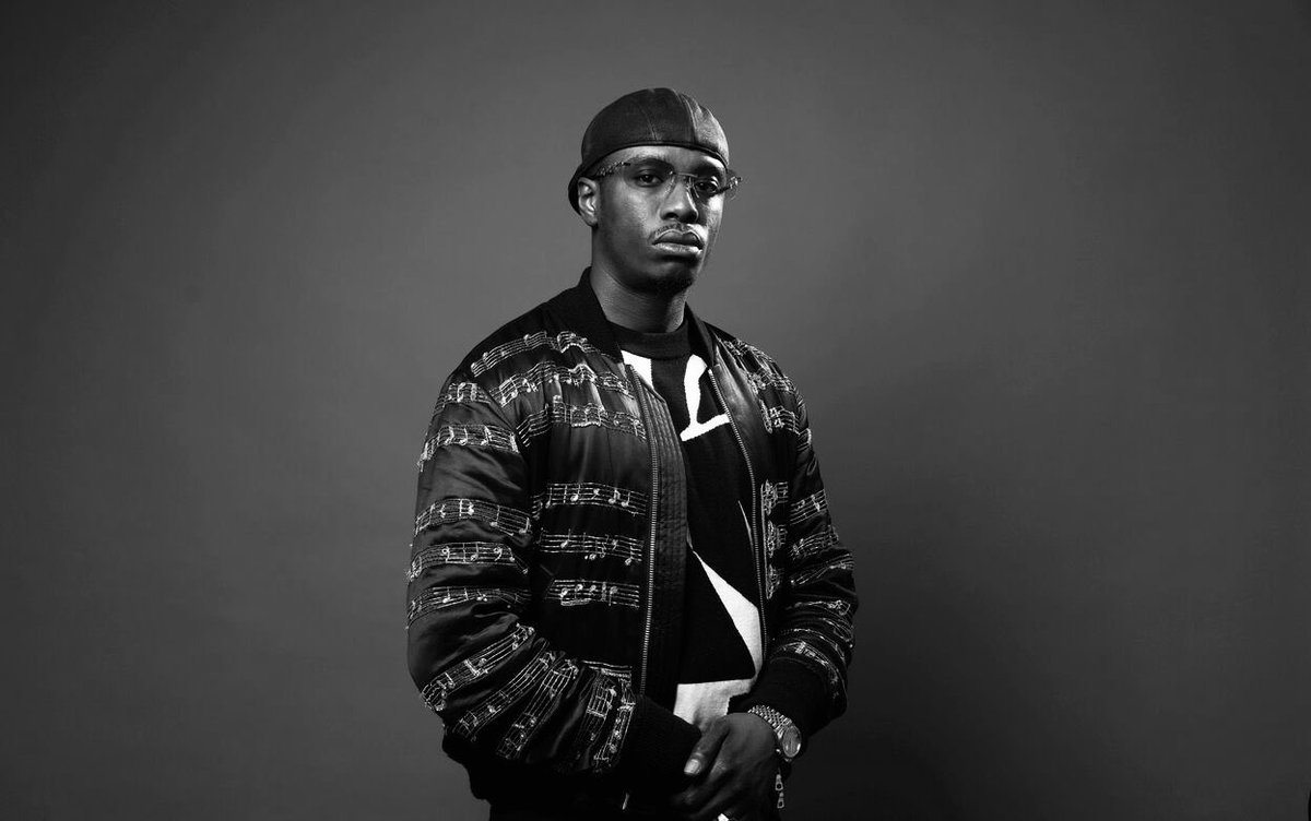 Quelques semaines avant sa mort, Werenoi préparait un contrat record avec Believe et Sony : deux albums à 7,5 M€ chacun.

Un record dans le RAP FR 🇫🇷