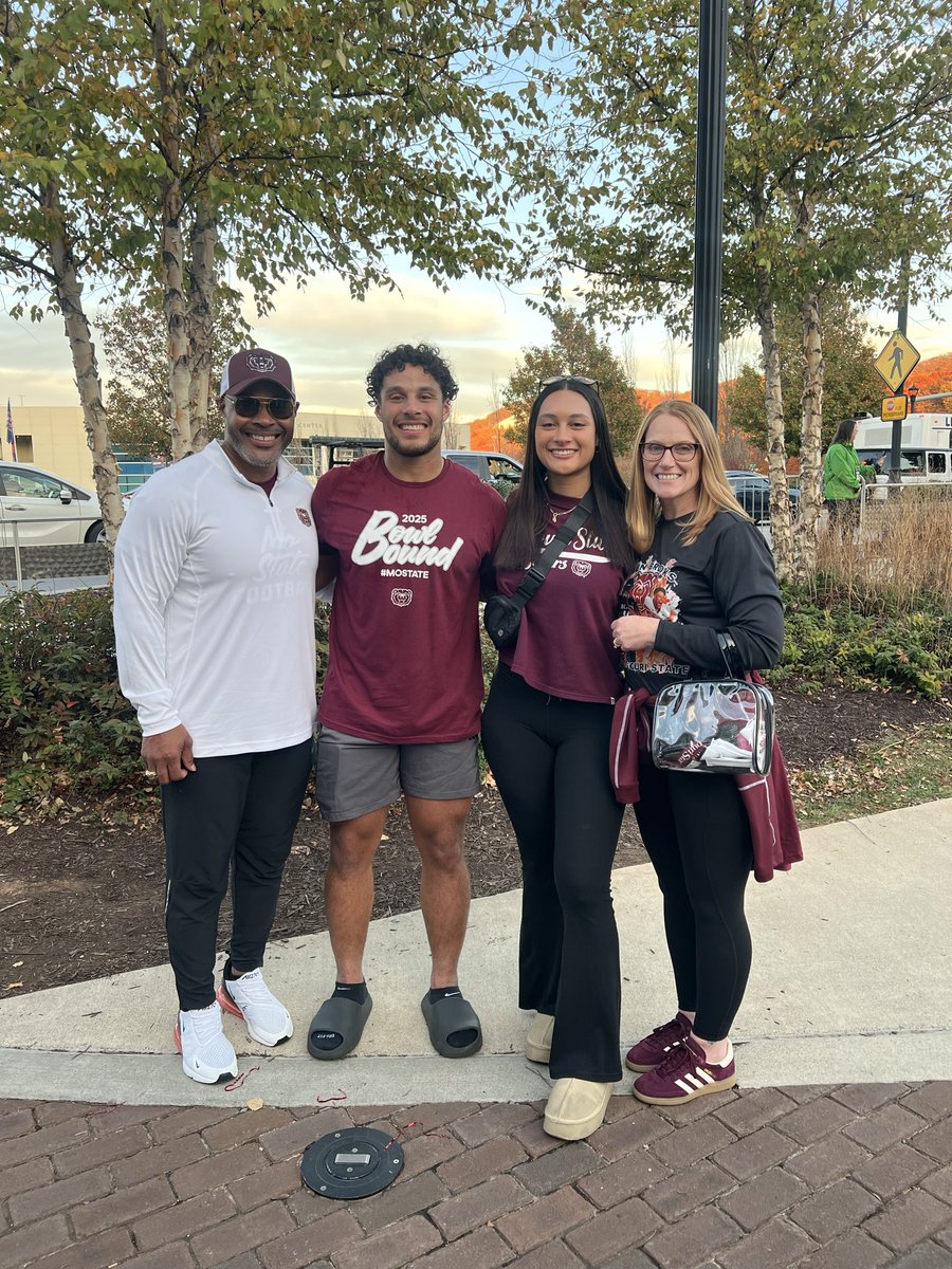 tabrooks00's tweet photo. What a great time with family and friends this weekend watching @MoStateFootball beat Liberty!  We are all so proud of @JalenBBrooks ❤️ Go 🐻 https://t.co/TrP19LJ4Pv