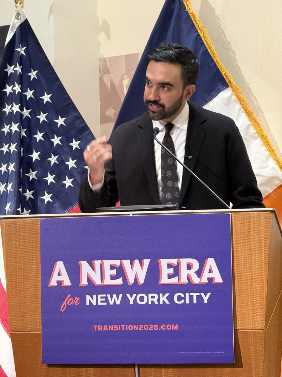 HenryRosoff's tweet image. On &quot;keeping the trains running on time&quot; (garbage pickup for example) while enacting the sweeping vision.
@ZohranKMamdani said he&apos;s confident these leaders can do both, and said &quot;excellence&quot; must be a hallmark of everything he did.