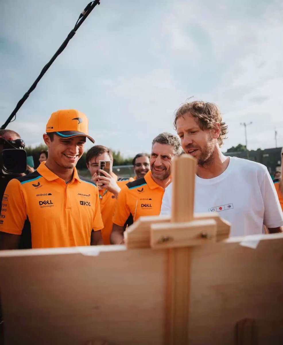 “I see it differently […] it takes courage not to slam the door shut and to show a part of yourself […] I think it’s fantastic that drivers like Lando share this.” —Seb Vettel, Brazil 2025

He really is one of the few who always supported Lando both while struggling and winning