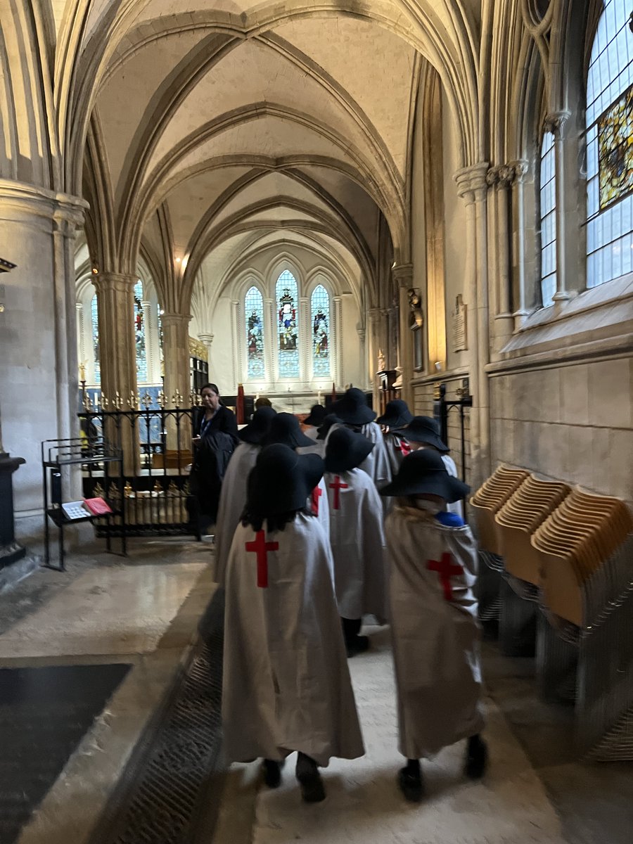 St Matthew's CE Primary School Redhill tweet media