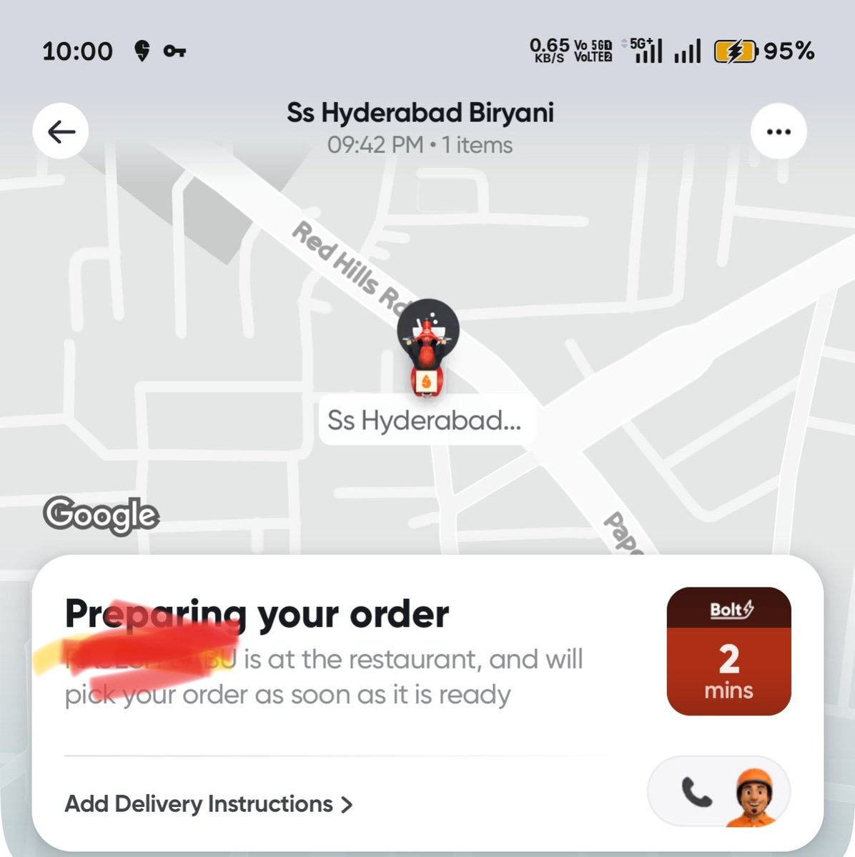 rsarathkumar37's tweet photo. @Swiggy @SwiggyCares it's a fake bolt, mentioned 15 min delivery  but for the past 10 min still showing 2 min i think the app freezed, order on 9.42 but until 10.5 pm still it's shows preparing 😅 https://t.co/9wJTUWkTI2