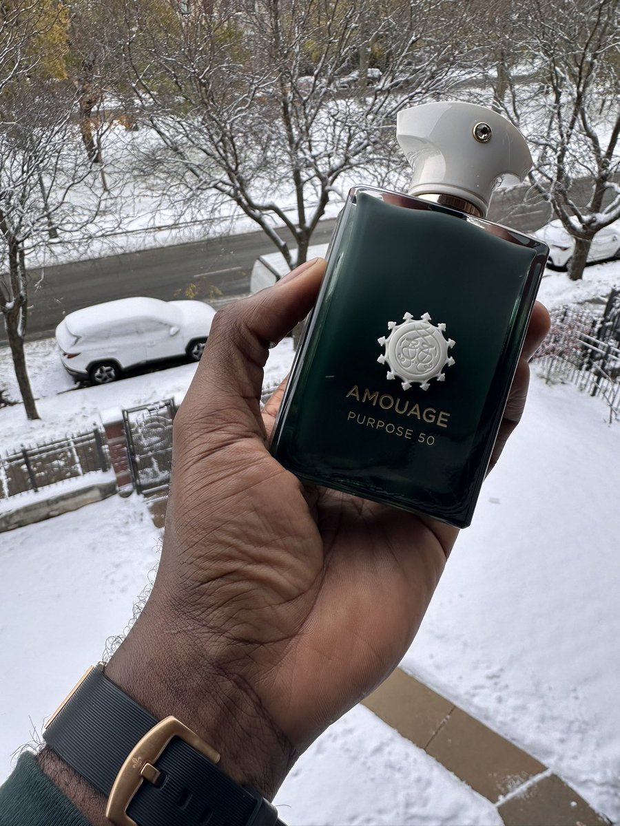 #SOTD

Was waiting for this weather to douse myself in this lol. 

A masterpiece. 🔥🔥🔥

Top 3 frag in my collection.