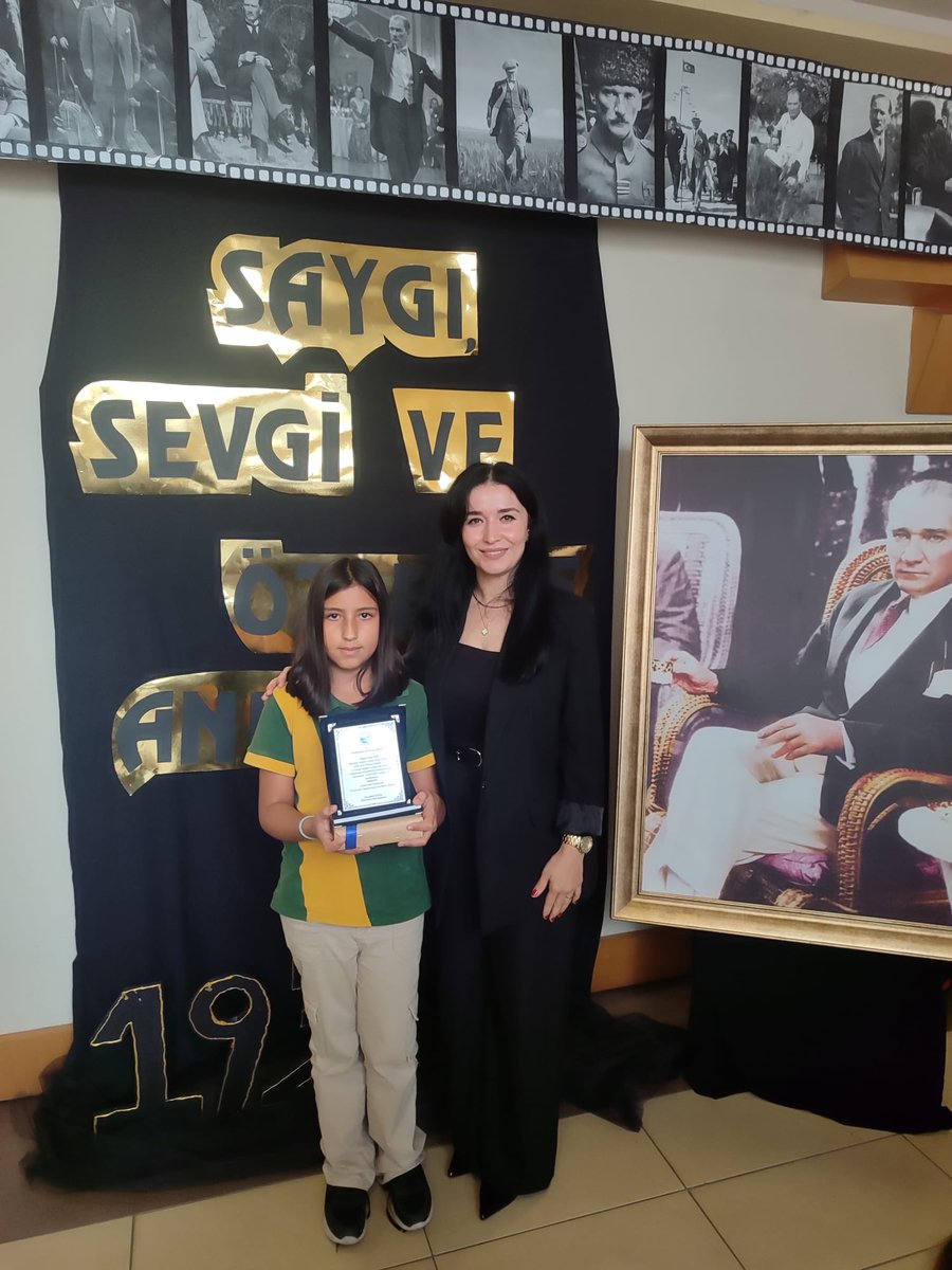 “Atatürk” temalı 10 Kasım Atatürk’ü anma etkinlikleri kapsamında düzenlenen şiir yarışmasında okulumuz 6/A sınıfı öğrencisi Hatice Sena NOR İlçe 🥇oldu. Başarısından dolayı öğrencimizi tebrik ediyoruz. 👏👏👏⁦<a href="/meb_dinogretimi/">MEB Din Öğretimi Genel Müdürlüğü</a>⁩ ⁦<a href="/mugla_mem/">Muğla İl Millî Eğitim Müdürlüğü</a>⁩ ⁦<a href="/MarmarisMem/">Marmaris İlçe Millî Eğitim Müdürlüğü</a>⁩