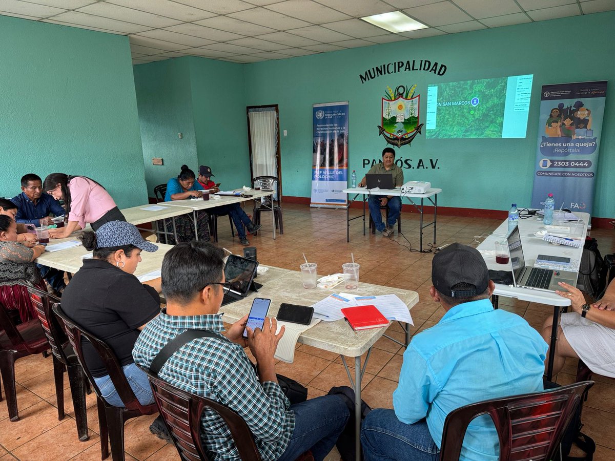 FAOGuatemala's tweet image. El proyecto #PBF Valle del Polochic busca fortalecer el diálogo, la prevención y la gestión pacífica de los conflictos agrarios, así como promover una gobernanza responsable de la tierra con enfoque de derechos humanos. 🌾⚖️

#InclusiónEsPaz
#DiálogoEsPaz