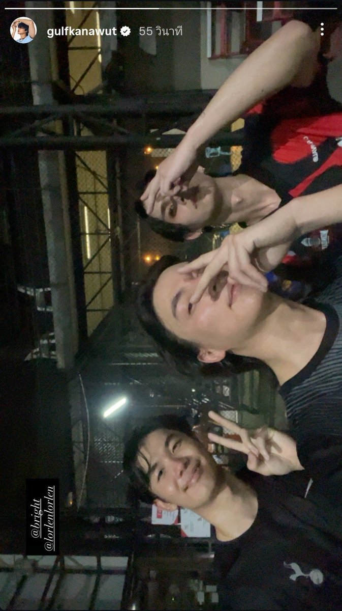 อ๊ากกก ได้เห็นหน้าคนหล่อของฉันแล้ว ขอบคุณนะกลัฟ 🩷🤟🏻
.
#bbrightvc