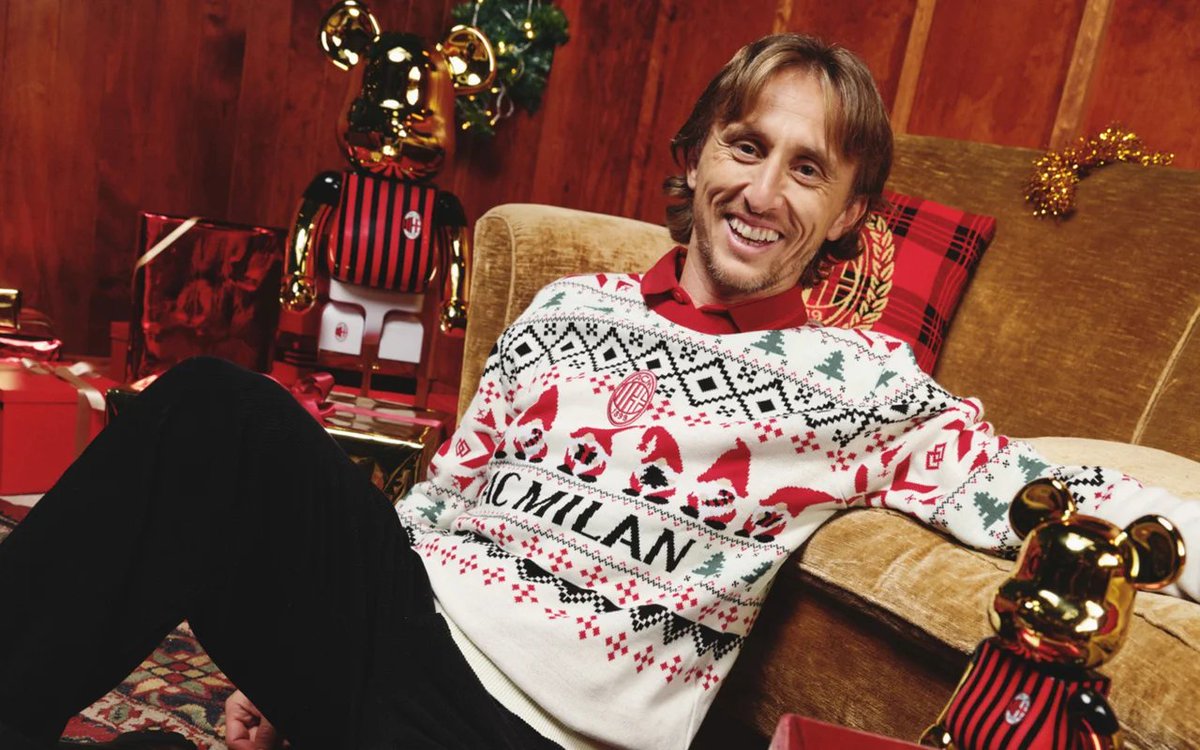 MilanPosts's tweet photo. 🎁🎄☃️ Luka Modric https://t.co/99fIUBknDY