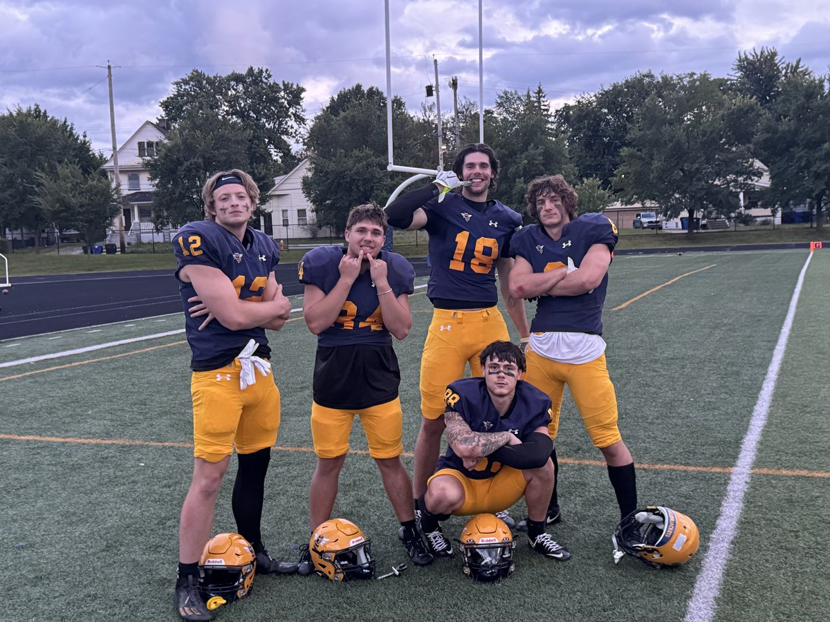 All my love goes out to <a href="/RCTC_FB/">RCTC Football</a>. Nobody plans it this way but I will hold this place close, “Don’t cheat the game”. From the bottom of my heart I thank <a href="/TerrenceIsaac1/">Coach Isaac SR.</a>, <a href="/_CoachEmbry/">Coach R.Embry</a>, <a href="/DustinBeard88/">Dustin Beard</a>, <a href="/CoachC_Robinson/">Coach Robinson</a> and <a href="/CoachGoree/">Coach J.Goree</a>. Taught me what it’s like to be a #JucoProduct