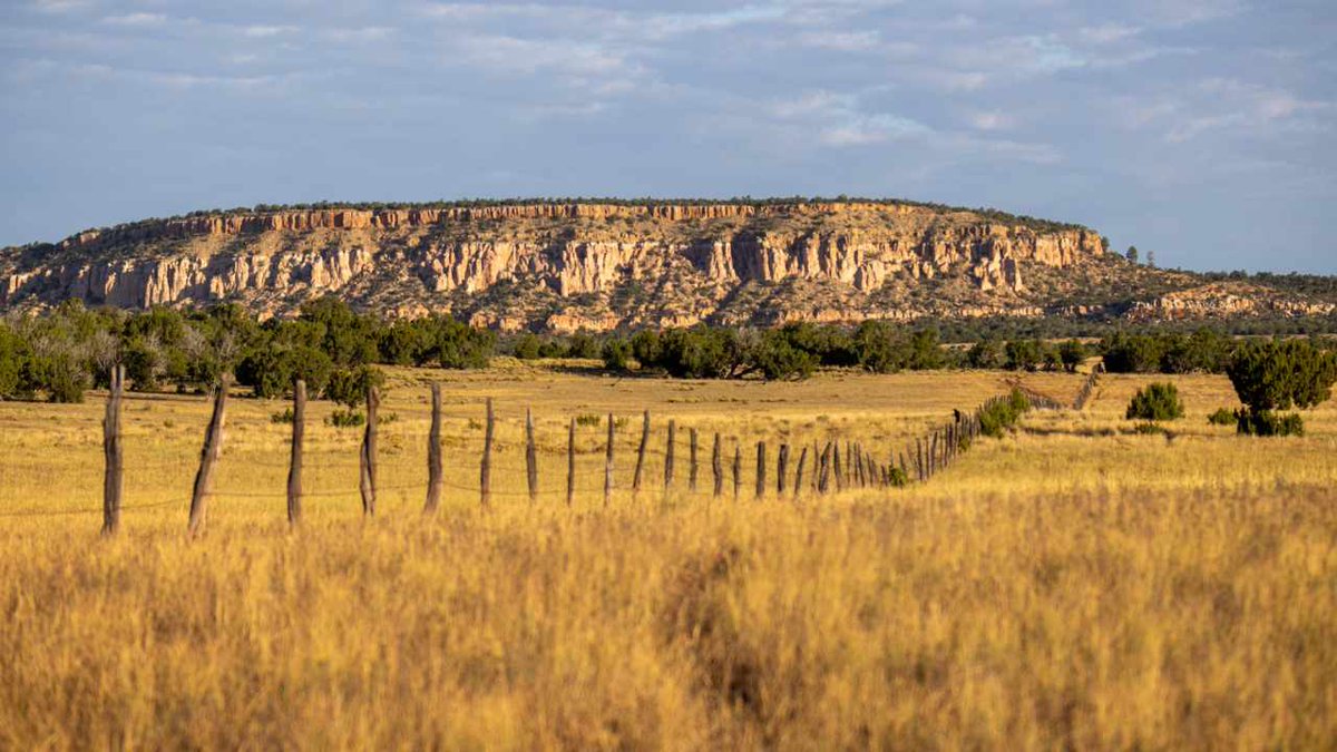 New Mexico Ranch Five Times the Size of Santa Fe Sells in a Matter of Months trib.al/wEBPP9Z
