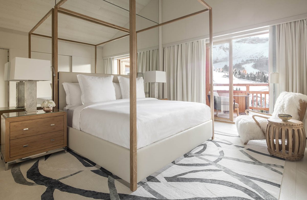 Four Seasons Megève tweet media