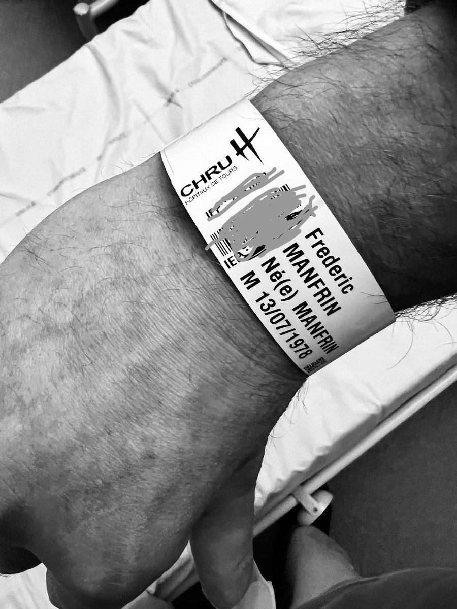 Bon…
Les résultats de la prise de sang ne sont pas très bons pour les reins. Le reste est bien mieux.
Donc on retourne surveiller ça de près à Bretonneau.
J’aurais eu une belle permission avec mes trois amours ! Et les récoltes sont presque terminées, sauf les kakis !