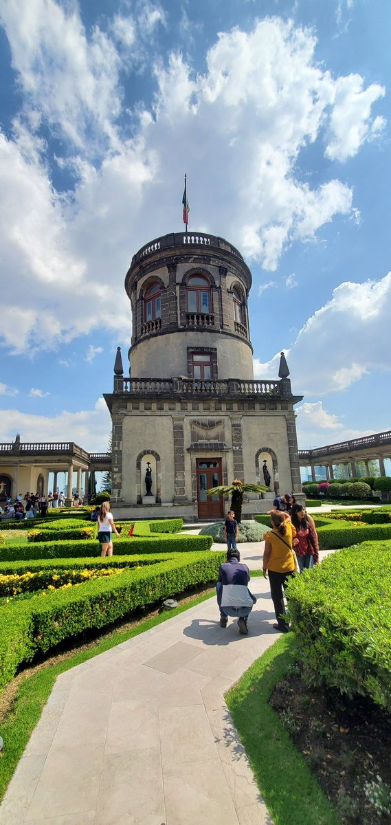Estherwattie's tweet photo. #ChapultepecCastle https://t.co/LxtqrL020M