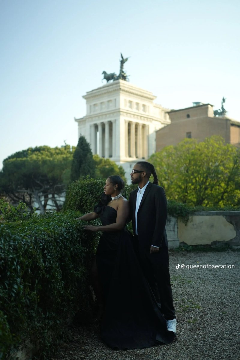 bigwormgod's tweet image. Short &amp;amp; lethal:  
   Built an empire just to flex in front of yours. 🖤🇮🇹  
   #TheGlowUpIsReal #Rome