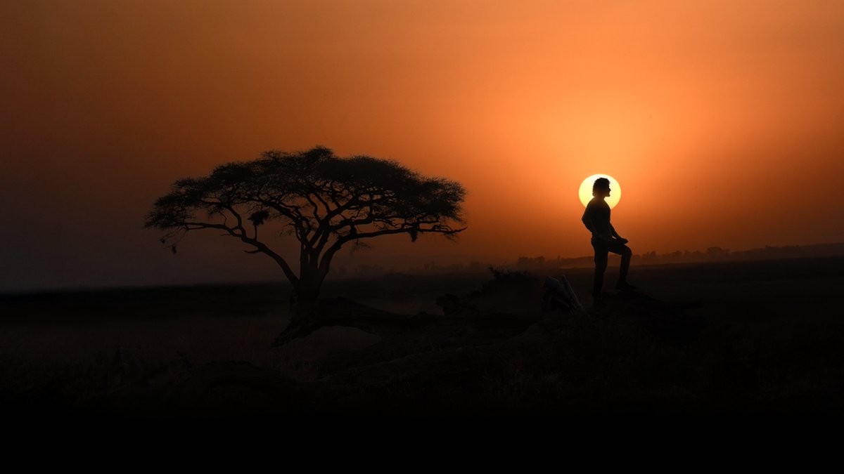 SriDurgaArts's tweet image. THE GLOBETROTTER…