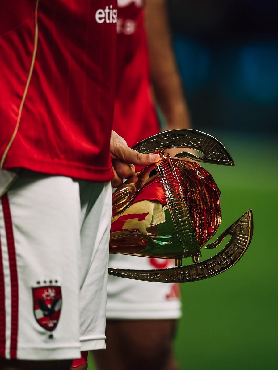AlAhly's tweet photo. السوبر المصري رقم 1️⃣6️⃣ في تاريخنا 🏆🔝 https://t.co/WCKY5eOvED