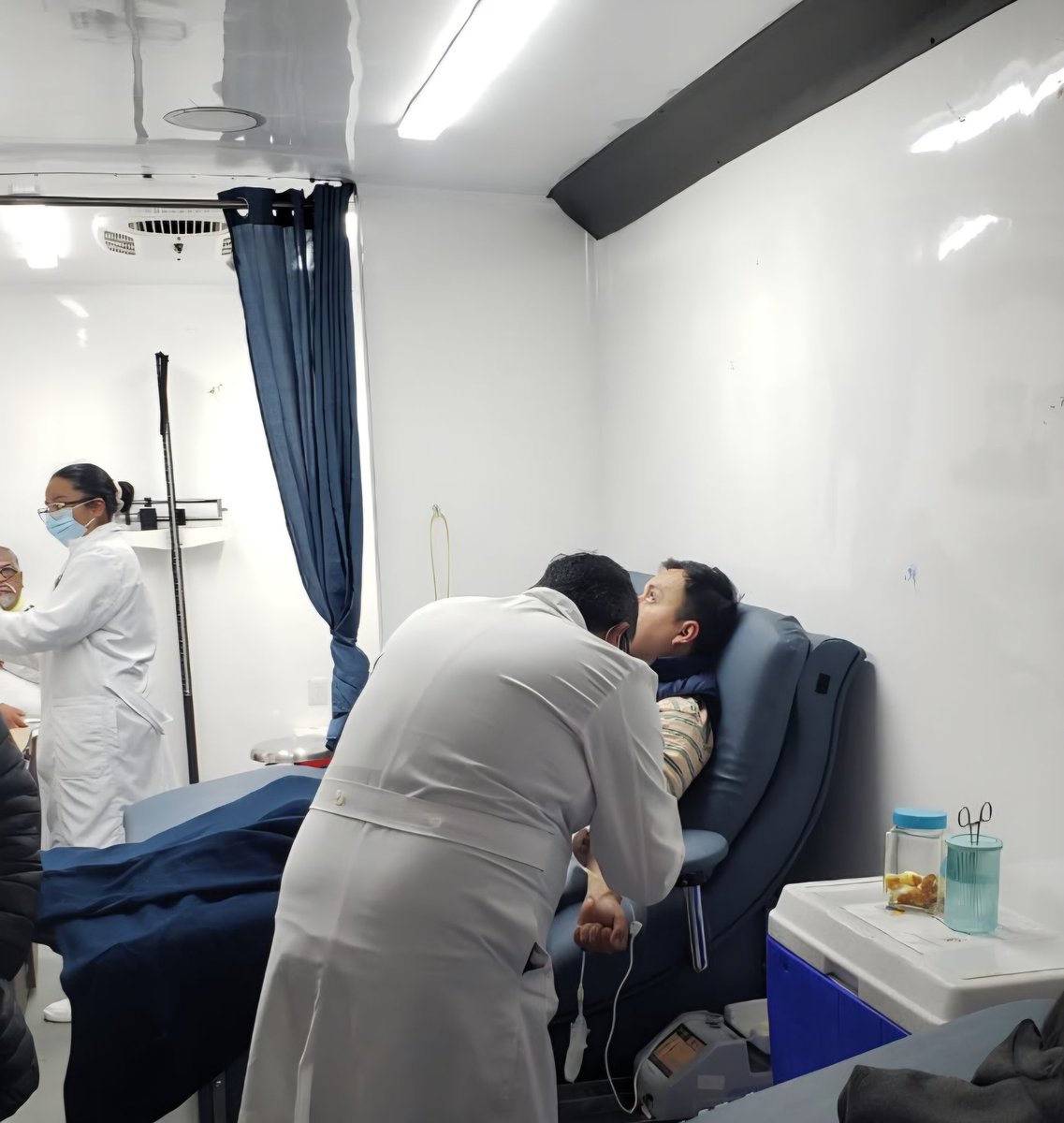 CETSHgo's tweet image. 🩸 El Centro Estatal de Transfusión Sanguínea acerca la unidad móvil al Hospital Materno Infantil.
Únete a esta jornada solidaria y contribuye con tu donación.
Cada gota cuenta, ¡todavía estás a tiempo! 💪
#CETS #DonaSangre #ComparteVida #DonaciónAltruista #SalvaVidas