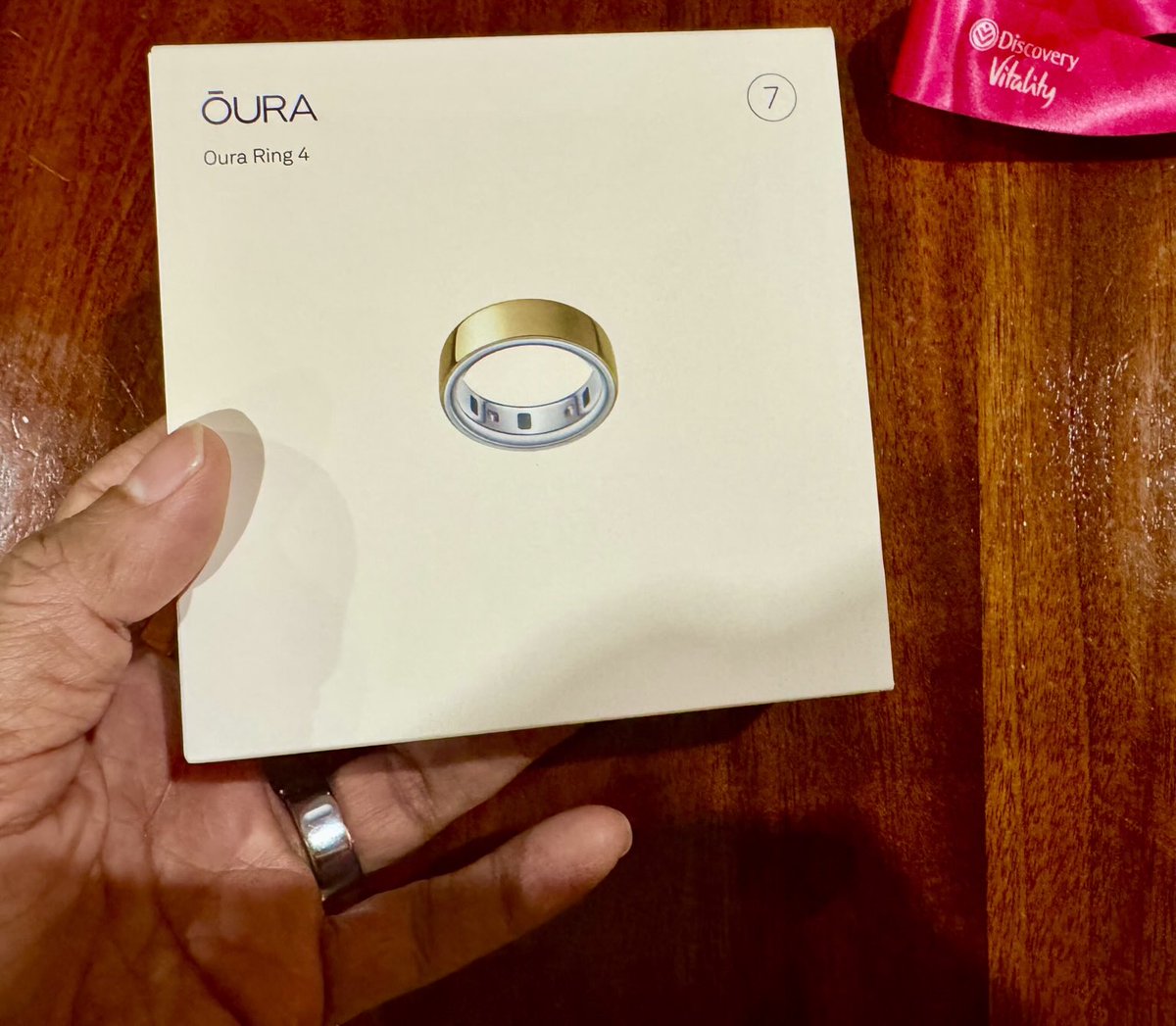 dineshgovender's tweet image. My wife finally also ordered her Oura Ring!

(Now we can both track our performance in bed 😂)