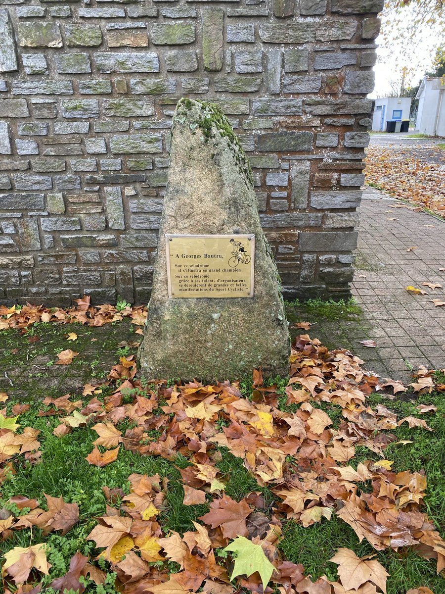 🏟️Petit Bretón🔵🔴Velo Sport Natais Rugby 🏉🚴🏻‍♂️