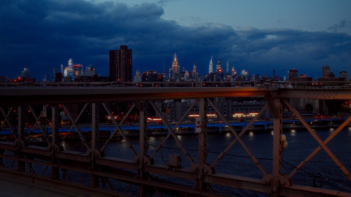 matsefcik's tweet photo. Blue hour in New York https://t.co/CX3Oz9gR90