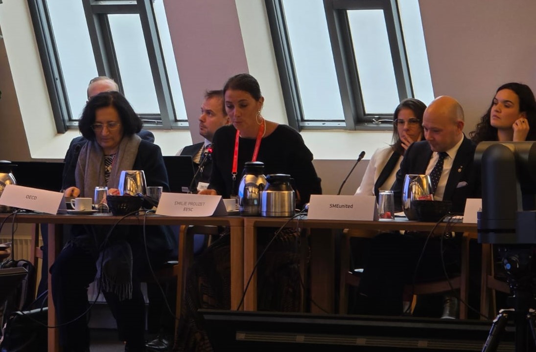 🗨️ All #companies regardless of size want one thing: a level playing field. It means creating the right #business environment where every company can compete, #grow &amp; thrive. It is a matter of survival &amp; resilience 📈

<a href="/EmilieProuzet/">Prouzet Emilie</a>, Pres of <a href="/EESC_INT/">EESC Single Market</a> at #SMEAssembly