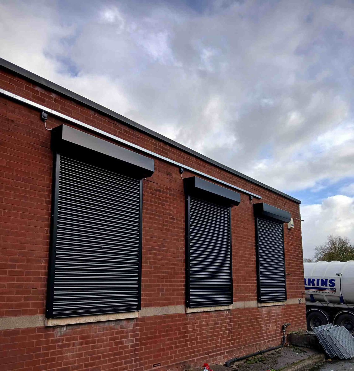 ParklandsNW's tweet image. Security Upgrade Complete! 🔒🛡️

We’ve just finished a full security upgrade for one of our Clients - keeping their premises safer than ever!

⚙️ Brand-new roller shutters 
🪟 Secure window bars 
🚨 Advanced intruder alarm system
 
#SecurityUpgrade #PeaceOfMind #ParklandsServices