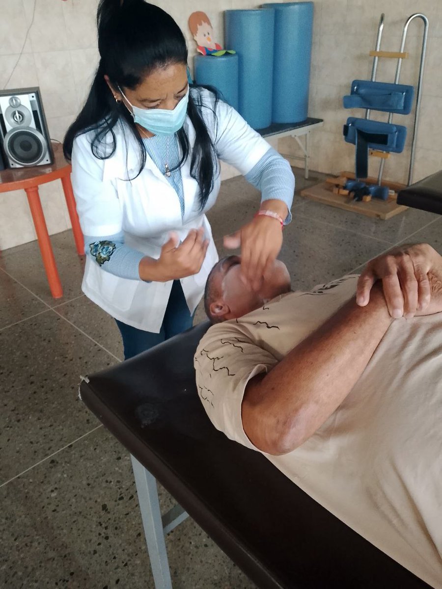 ¡¡¡ LABOR DE COLABORADORES CUBANOS DE LA MISIÓN MEDICA!!!
#CubaPorLaVida
#CubaCoopera
#TumbaElBloqueo
#NoAlTerrorismo
<a href="/cubacooperaven/">Brigada Médica Cubana en Venezuela</a>
<a href="/LAR_2025/">BRIGADA MEDICA CUBANA ESTADO LARA</a>
<a href="/danielppalmero/">Daniel Perez</a>