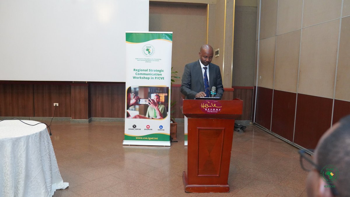 IGAD_CEPCVE's tweet photo. The Vice President of the Sidama Regional State, H.E. Beyene Barasa, joined the IGAD Executive Secretary, H.E. @DrWorkneh at the opening ceremony of the Regional Strategic Communication Workshop for Youth and Civil Society in P/CVE. On behalf of the President and the people of the Sidama Regional State, he conveyed heartfelt appreciation to IGAD and its leadership for choosing Hawassa 🇪🇹as the venue for this critical convening, noting that communication remains one of the most powerful tools for promoting peace and security. #Youth4PCVE #CSOs4PCVE