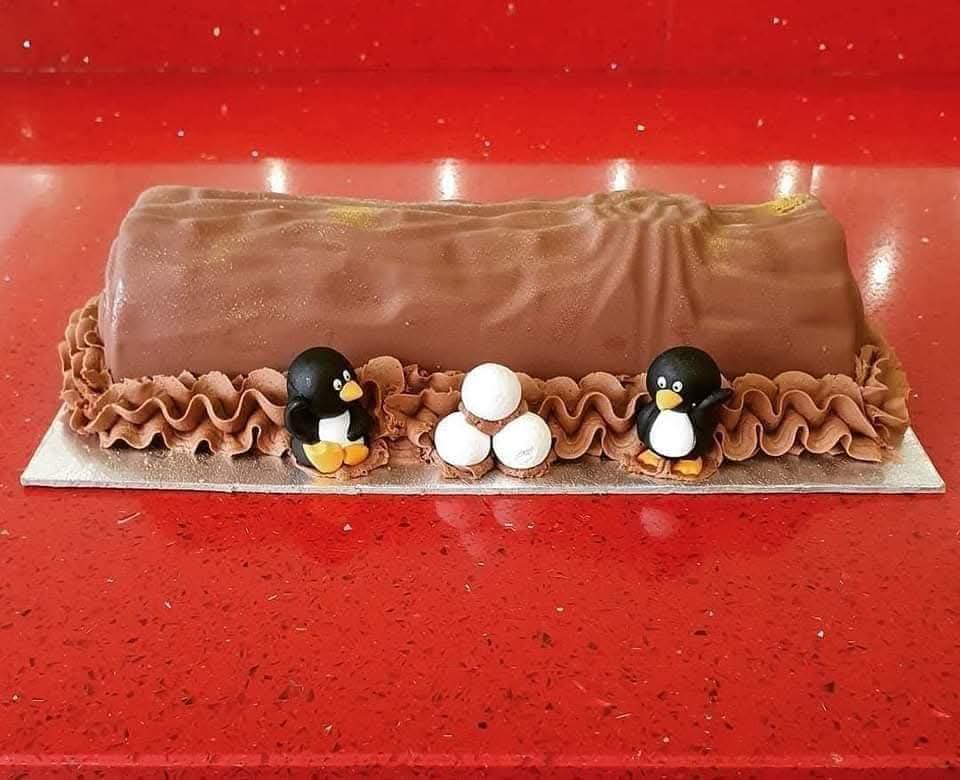 Ramsbottom_Ice's tweet image. We are now taking orders for ice cream igloos &amp;amp; logs for Christmas '25 

𝗛𝗼𝘄 𝘁𝗼 𝗽𝗿𝗲 𝗼𝗿𝗱𝗲𝗿 🎁

In the shop
OR
Through the link below 👇
ramsbottomice.company.site

❄☃️❄☃️❄☃️❄☃️❄☃️❄☃️❄☃️❄☃️❄☃️❄