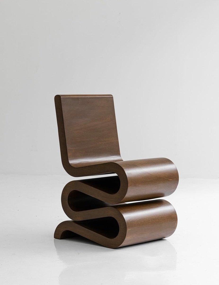 4AAAAart's tweet image. The Wiggle Chair designed by Frank Gehry