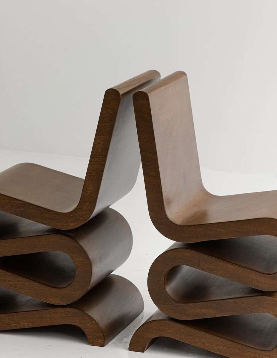 4AAAAart's tweet image. The Wiggle Chair designed by Frank Gehry