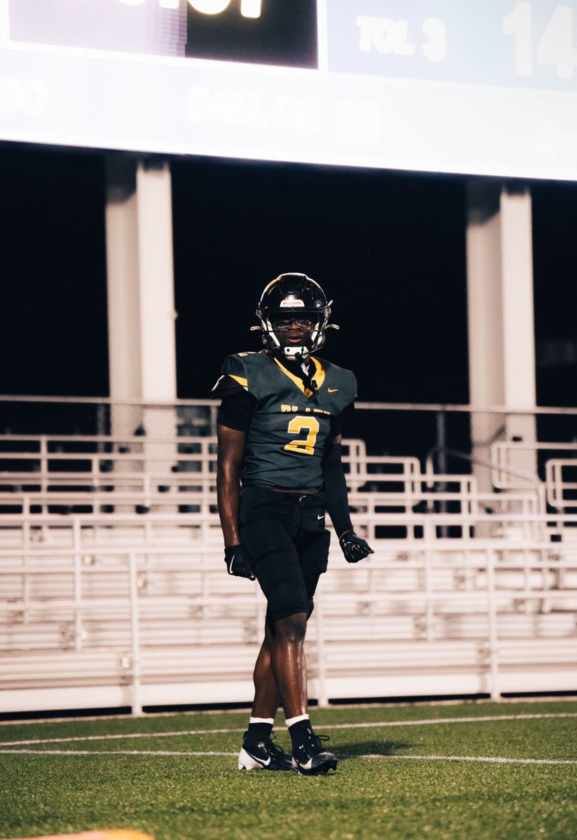 3⭐️ Jadarian “JuJu” Collins tweet media