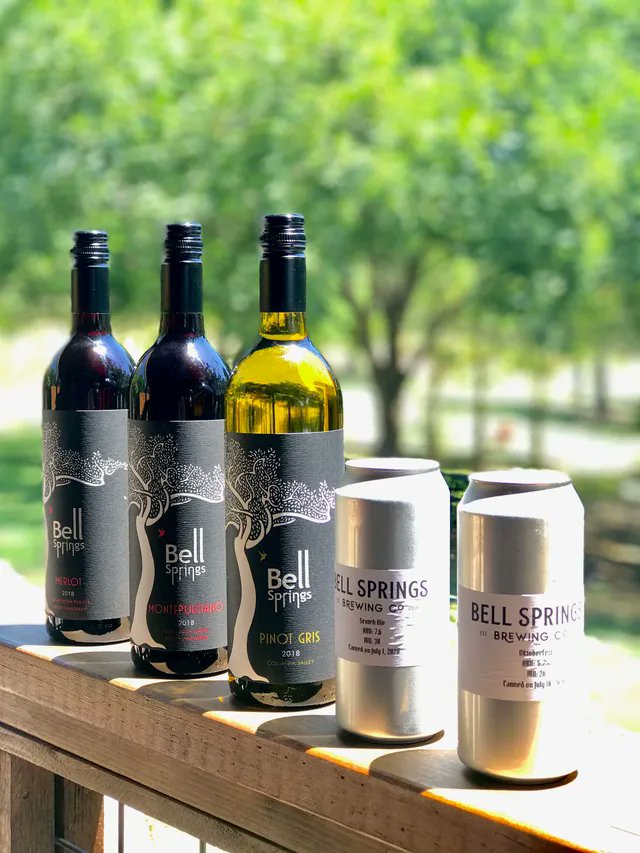 bellspringswine's tweet image. Pouring wine and beer until 6 pm. Come and enjoy the cooler temps! #texaswinter #coolertemps #mondayfun