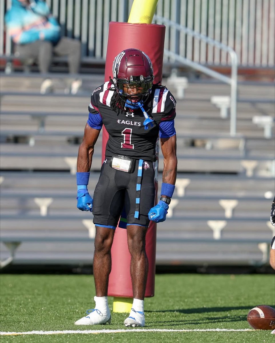 #Adpta Excited to receive an offer to continue my education and football career. Thank you <a href="/EUEaglesFB/">Eastern University Football</a> and thanks to <a href="/Flashy5k/">Jordan Davis</a> for believing in me. <a href="/HsGloucester/">GHS Lions Football</a> <a href="/CoachKeitaC/">Coach Keita</a> <a href="/CoachDonthe3rd/">Don Fager</a>