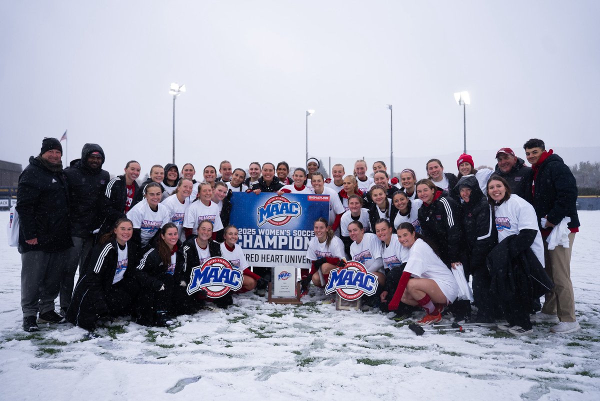 Livingroom Sports tweet media