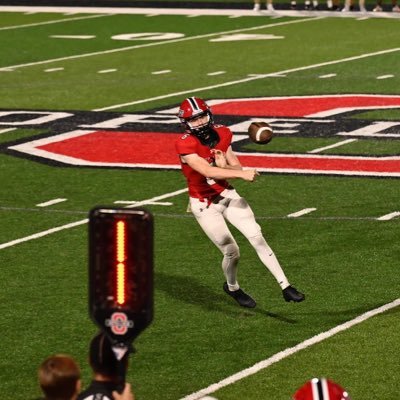 HallTechSports1's tweet image. 👀" Inside 7⃣🅰️Playoffs (Round 2): The QB1 's"
(Alabama) @ahsaaradio @AHSAAUpdates 

List: Only QBs left from Region 1 /2 /3

◾️@FHSPirateFball 🏴‍☠️
'27 @TreyGarner1027 
6'6" 200lbs.

◾️@BakerHSFootball 🐝
'27 @Tate_Graham27 
6'5" 225lbs.

◾️@DaphneFBTrojans
'27 @christian_segar…