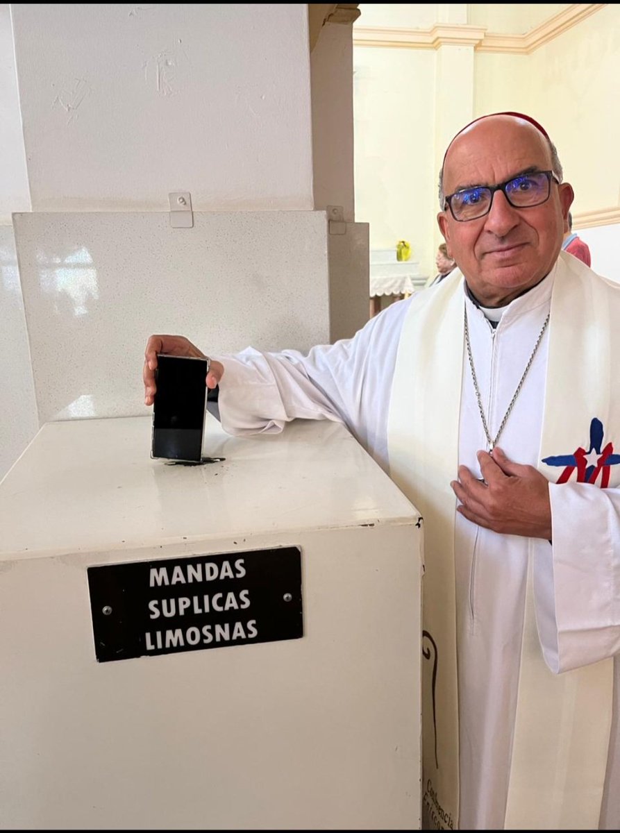 Card. Fernando Chomali tweet media