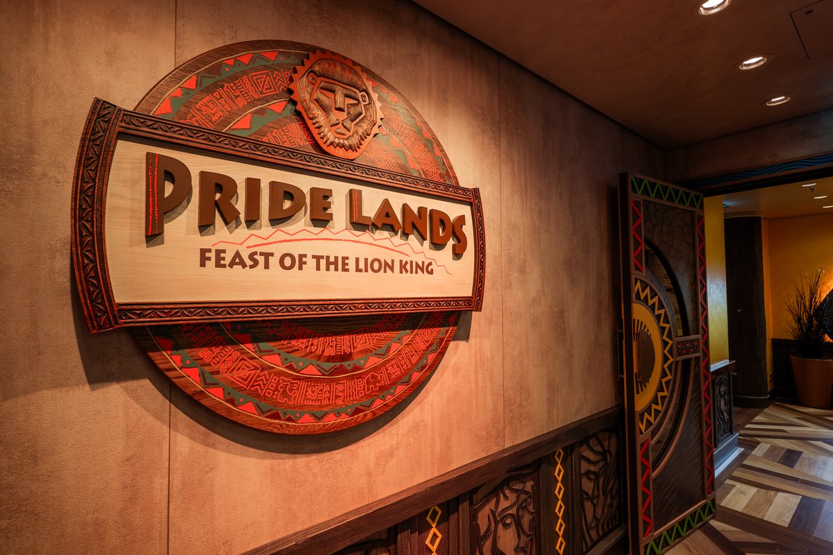 Disney Parks tweet media