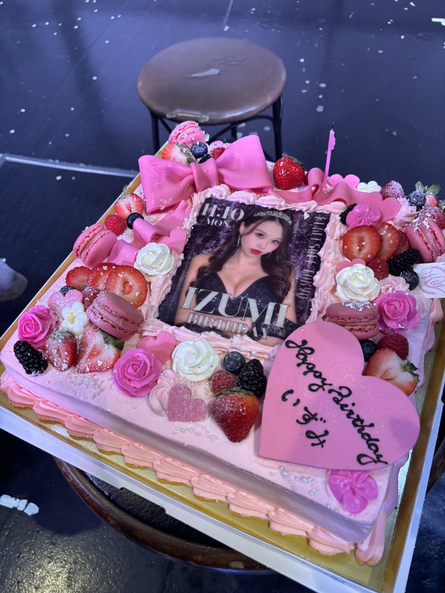 えびちゃん (@ebi_burlesque) / Posts / X