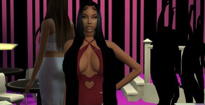 OfficielShay_'s tweet image. 2ème épisode de #BADDIESEASTSIMS et on voit bien qui dirige déjà le show 👸🏻👅
