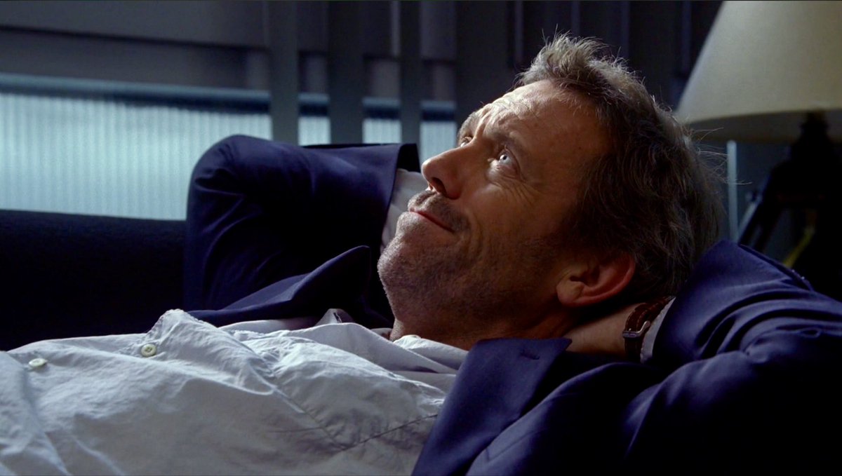 Hugh Laurie Screencaps tweet media