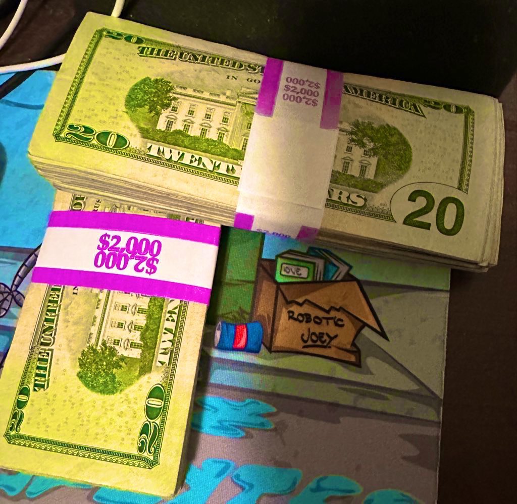 ROBOTiC JOEY tweet media