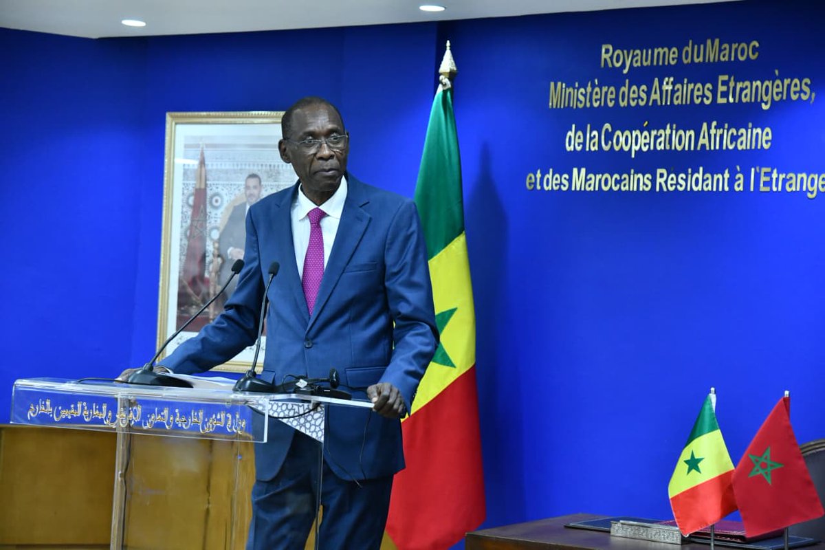 بيان مشترك 🇲🇦🇸🇳 : تشيد جمهورية السنغال بمبادرات صاحب الجلالة الملك محمد السادس، نصره الله، وبالالتزام الثابت لجلالته من أجل تنمية القارة الإفريقية
🔗 urls.fr/Es4bh9