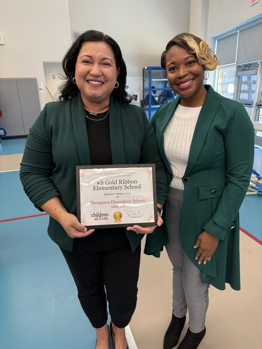 DrFavyCantu tweet media