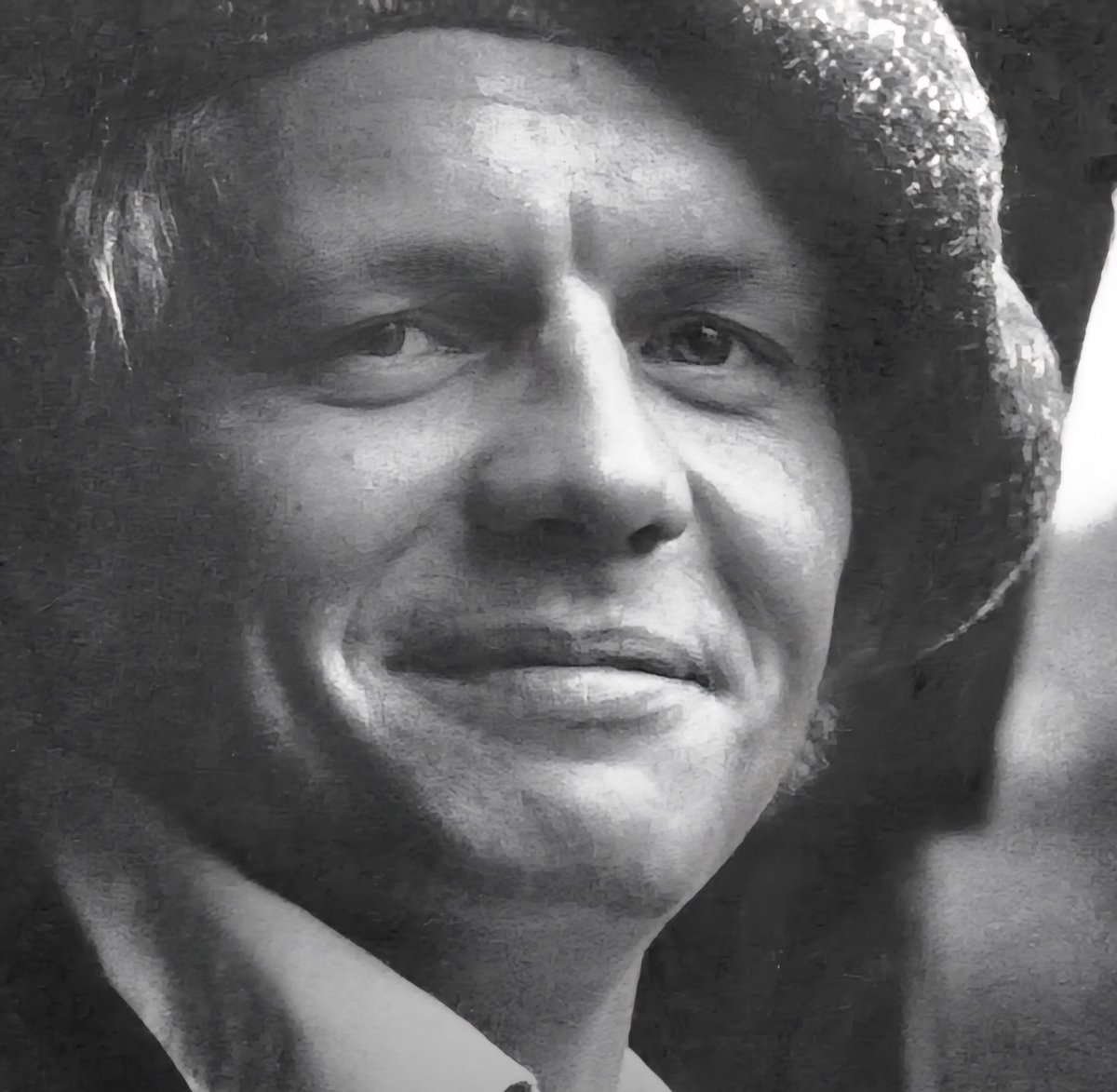 ChaplinsMagic's tweet image. Why....David Soul comes to mind 😊❤️
RIP David Soul ❤️