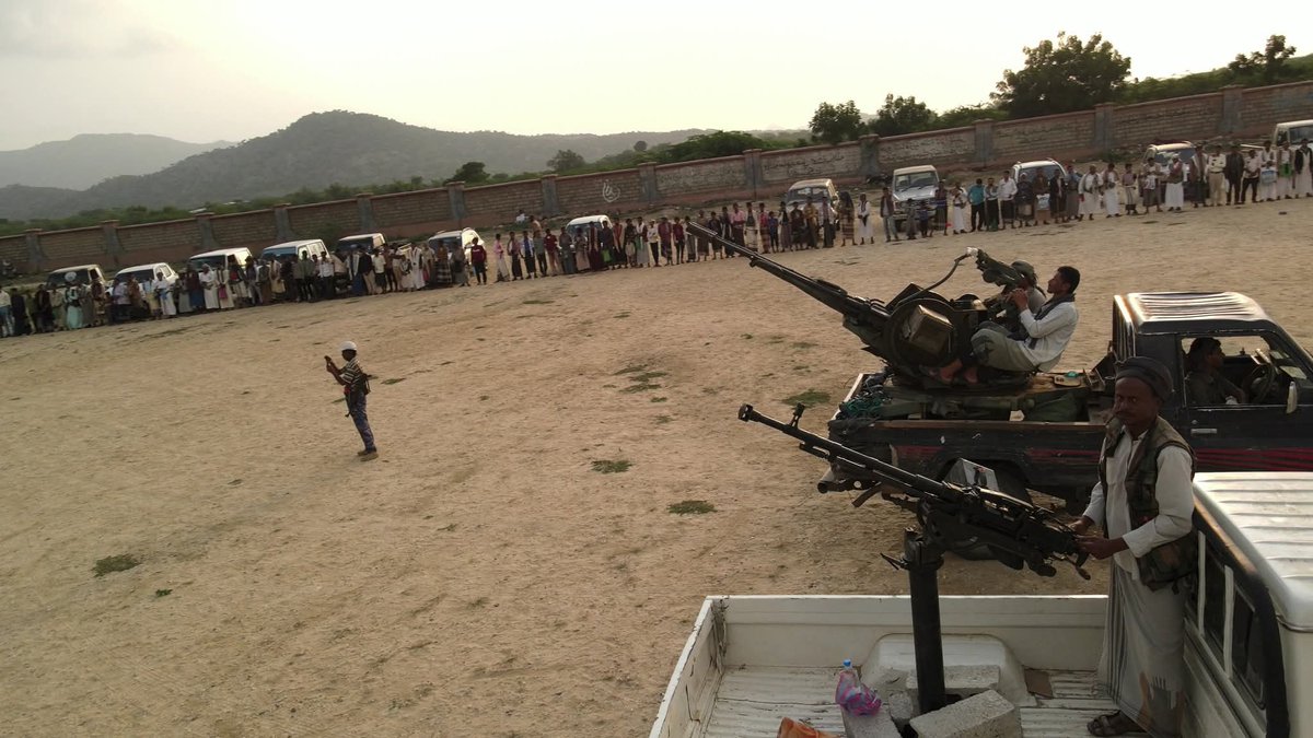 استنفار قبائل #خيران محافظة #حجة .. لإعلان النفير العام والبراءة من عملاء أمريكا و"إسرائيل" وتأكيدا على الوفاء للشهداء واستمرارا في التّعبئة العامة
#وإن_عدتم_عدنا 
#يمن_الواثقين_بالله