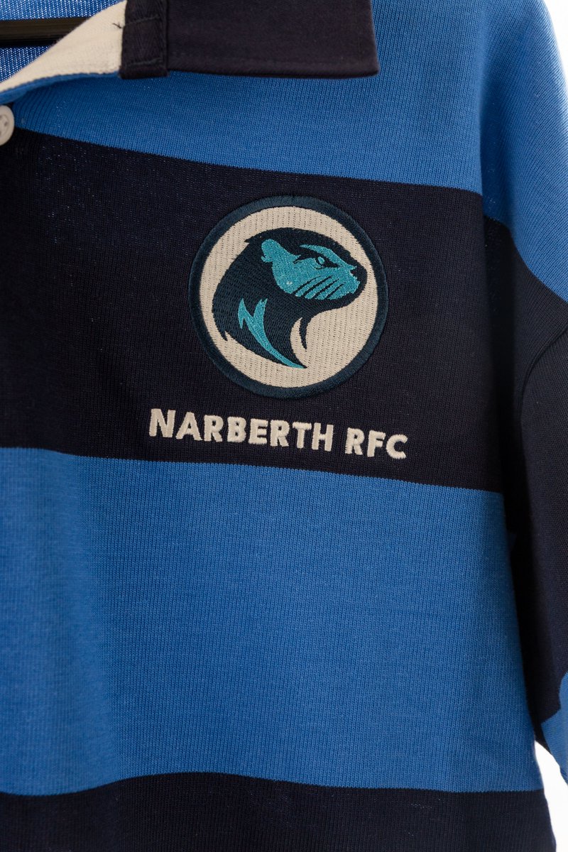 RugbyByScimitar's tweet photo. Custom Traditional Rugby Jerseys for your club 🔥
✔️ Fully customisable designs & styles.
✔️ Unisex fit.
✔️ MOQ from just 10 units.
Find out more & get creating yours: https://t.co/GQQOzdLqCh
#CustomClothing #RugbyStyle #BreakBoundaries #RugbyTops #CustomRugbyTops https://t.co/YAfxnQyvYN