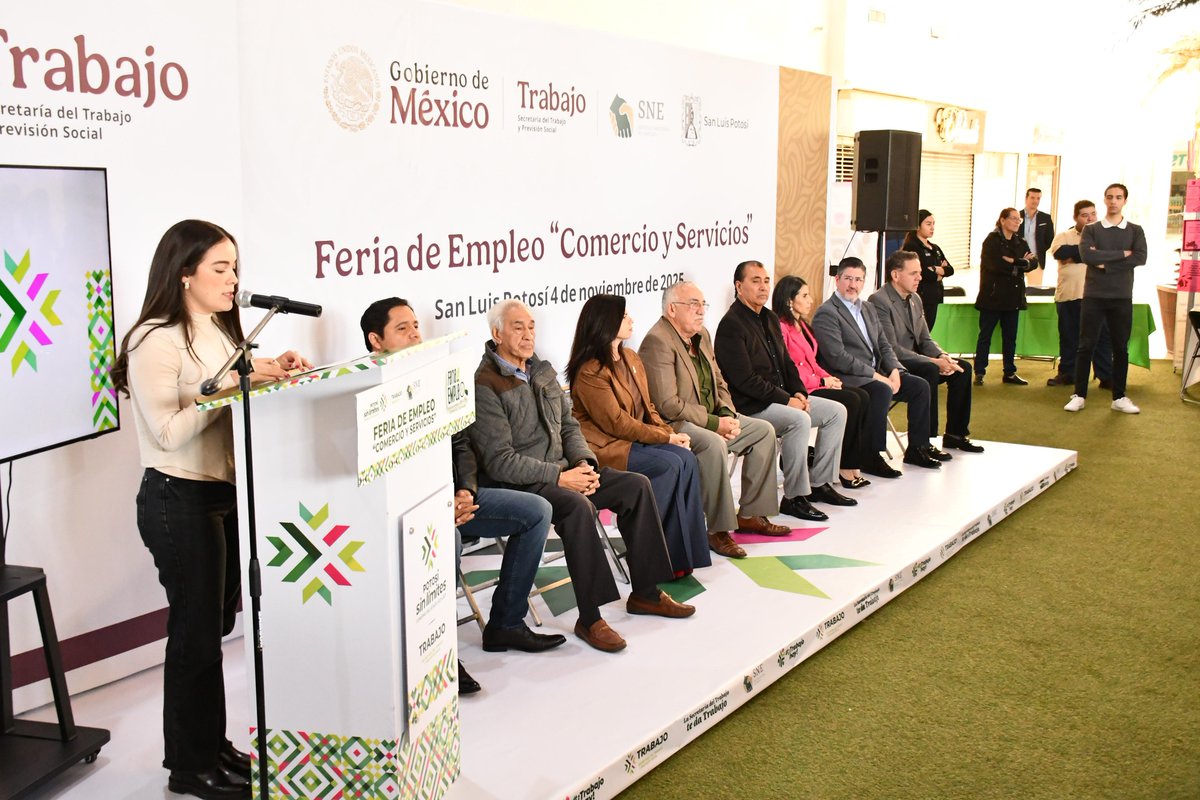 Con el impulso del Gobierno de <a href="/RGC_Mx/">Ricardo Gallardo Cardona 🇲🇽</a> se realizó la 20ª Feria de Empleo “Comercio y Servicios”, con 31 empresas que ofertan más de 500 vacantes.
El titular de SEGE, Juan Carlos Torres Cedillo, destacó que la educación potosina forma el talento que la industria potosina demanda.