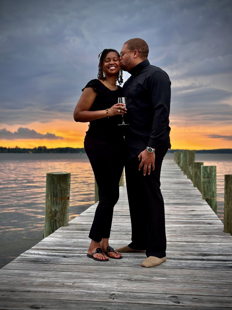 timothywelbeck's tweet photo. We celebrated seventeen years of marriage on Saturday. Itโs been a beautiful adventure. After all these years, I still day, โI do.โ Hereโs to many more my love (@rashida_welbeck).
#Forever #ForeverEver
#ForeverIsAMightyLongTime https://t.co/mcpzDS18d9