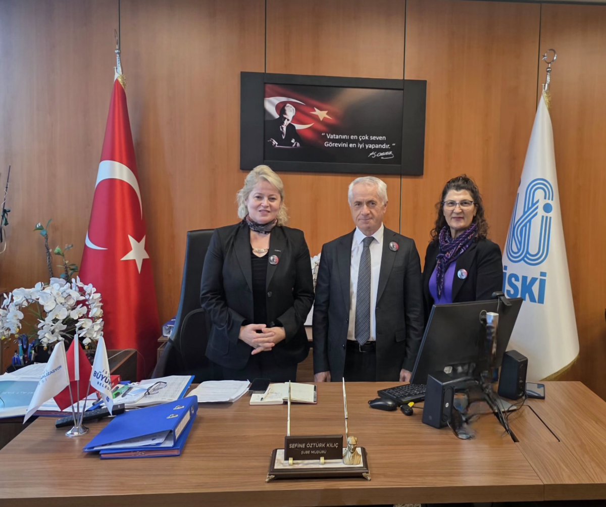 Kurum hafızasının en yetkin taşıyıcılarından Teftiş Kontrol Kurulu Dairesi Başkanımız Sayın Abdullah Yücel’in  bizleri nazik ziyaretleri, İSKİ’nin yönetim anlayışına stratejik bir derinlik kazandırmıştır.
Gerçekleştirilen bu değerli buluşmada; hizmet politikalarımızın şeffaflık,